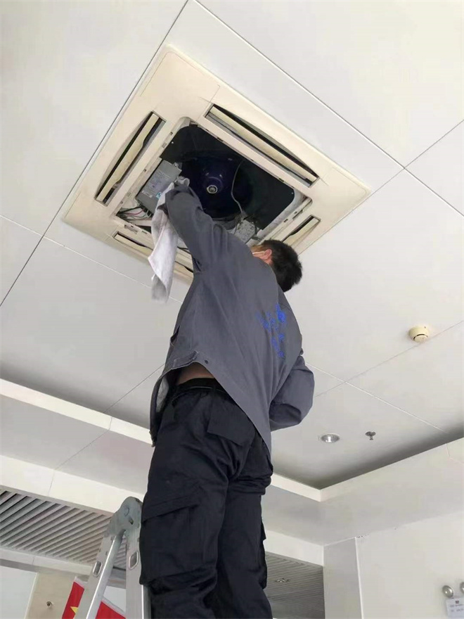空调外机风机工作压缩机不工作是什么原因